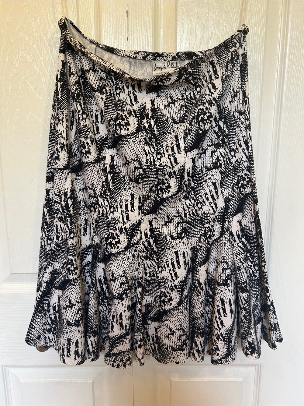 Vintage Joseph Ribkoff Black and White Flared Skirt